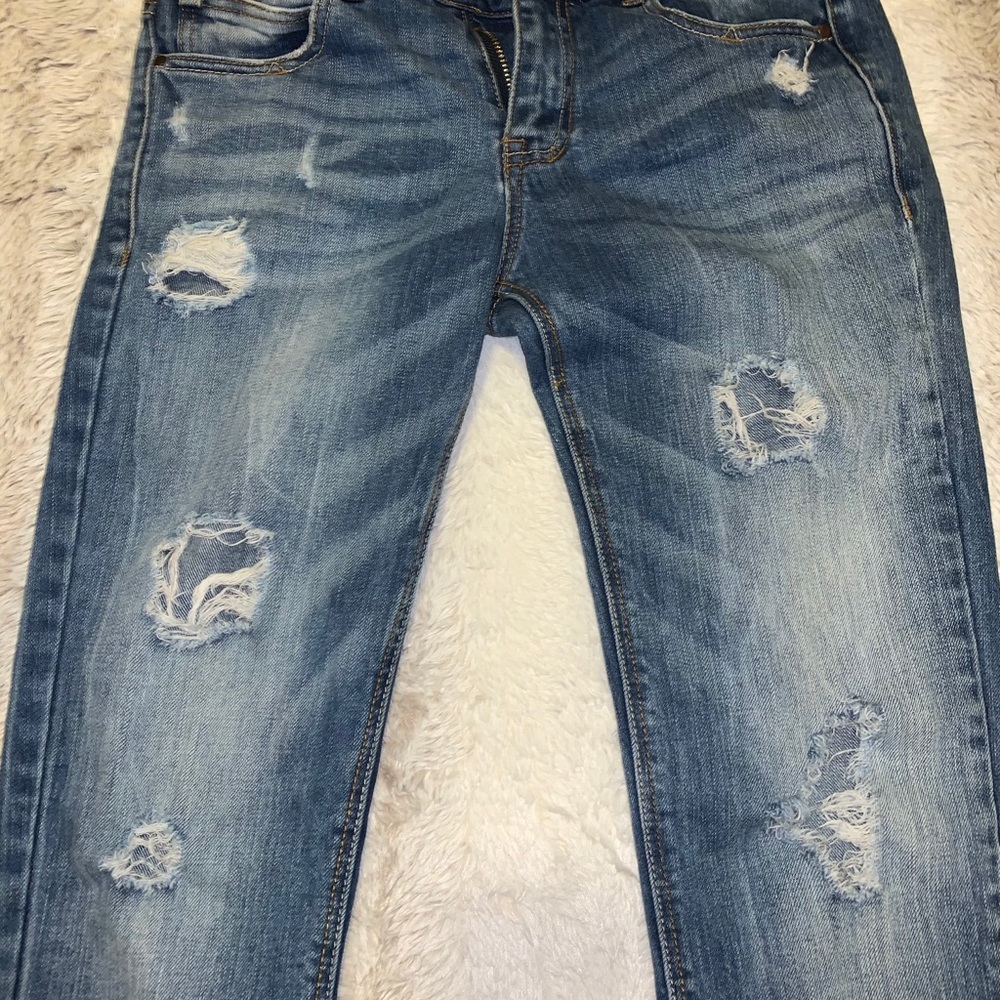 Zara Women’s Ripped Jeans - Picture 2 of 7